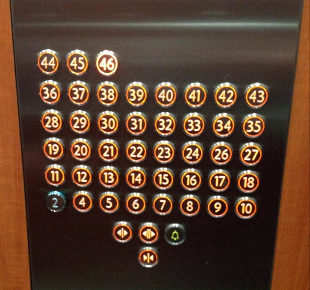 http://pss-archi.eu/membres/lucasl/defense2000-ascenseur.jpg